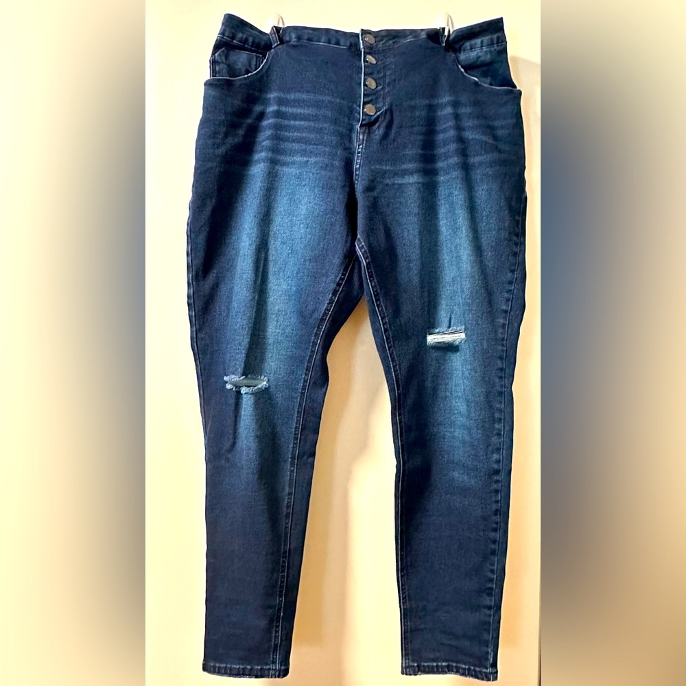 City Chic Jean in Dark blue colour